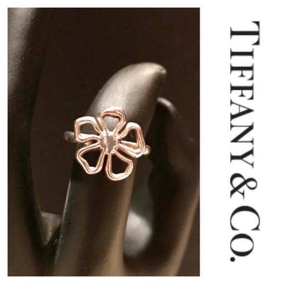 Tiffany & Co. Jewelry - 🎀SALE🎀 💯Tiffany Flower Ring